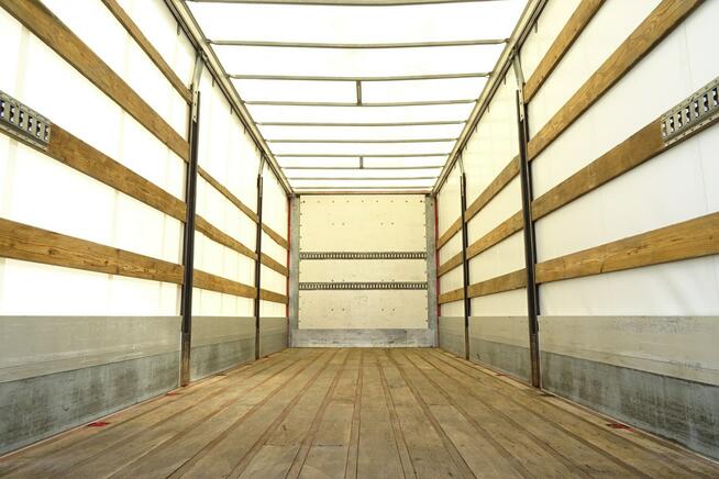 Scania P250 EURO 6 firanka z windą , sypialna sprowadzony