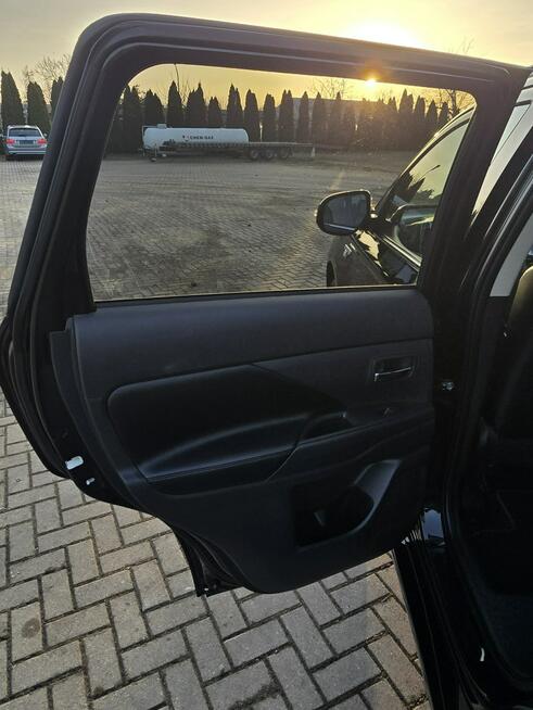 Mitsubishi Outlander 2,0Plug-IN Hybrid. 4x4.Skóry.Navi.Kam.Cof.Hands-Free.Xenony.Aut.