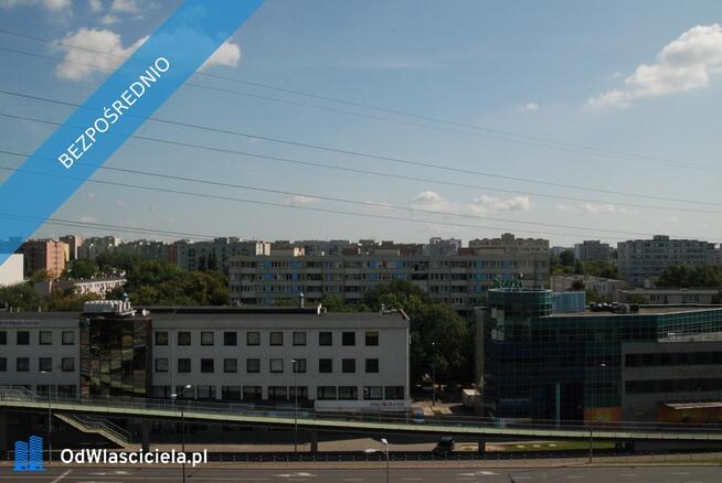 ? Zamieszkaj 5 min od Mordoru i Galerii Westfield Mokotów! Jasne 2 pokoje + piwnica. Bezpośrednio!