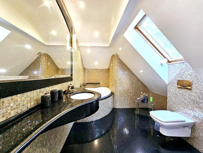 Elegancki dom wolnostojący 250 m2 / Wysoki standard / Zamiana na mieszkania