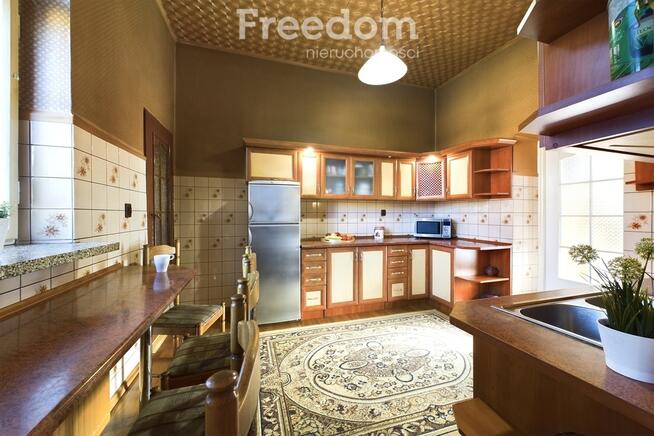 Duże mieszkanie z ogródkiem