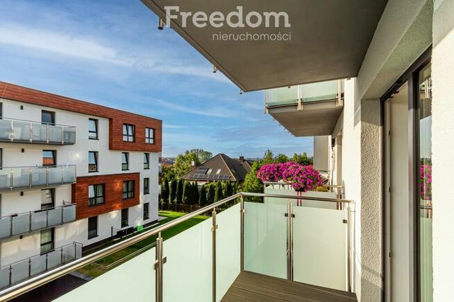 2 pokojowe mieszkanie, miejsce postojowe, komórka