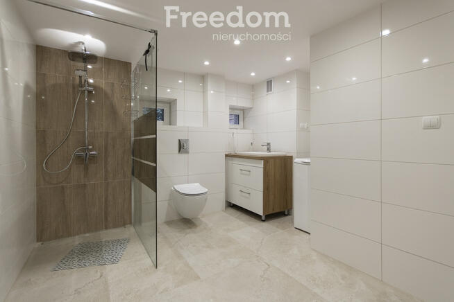 Rodzinny dom z ogrodem - spokojna dzielnica