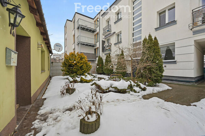 Oficyna 67m² + działka 200m²
