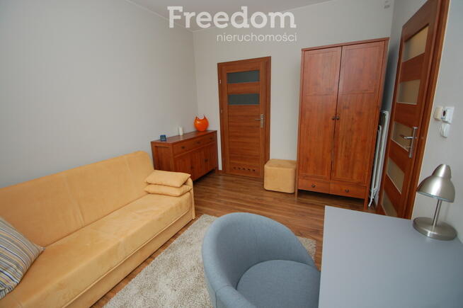 Ładny dom w spokojnej okolicy