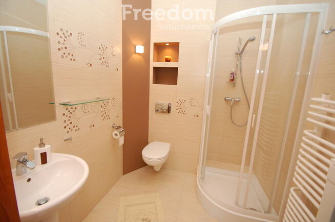 Ładny dom w spokojnej okolicy