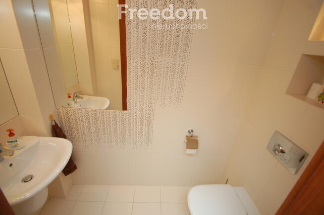 Ładny dom w spokojnej okolicy