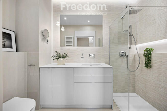 Nowoczesny apartament z balkonem w Zamieniu