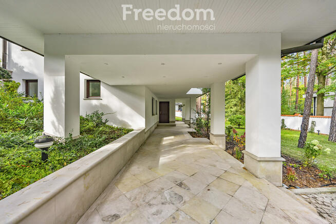 Kameralny dom w zieleni – tuż pod Warszawą