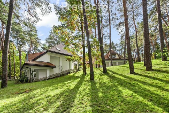 Kameralny dom w zieleni – tuż pod Warszawą