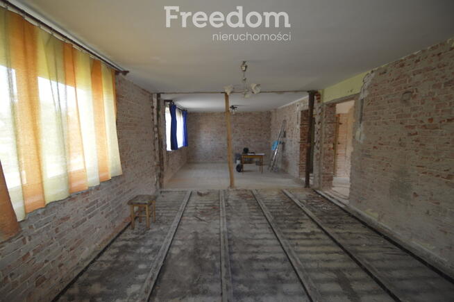 Dom na wsi do wykończenia 130 m2, 7 pokoi + garaż