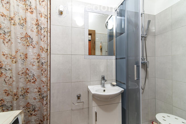 Na sprzedaż ustawna kawalerka w spokojnej okolicy