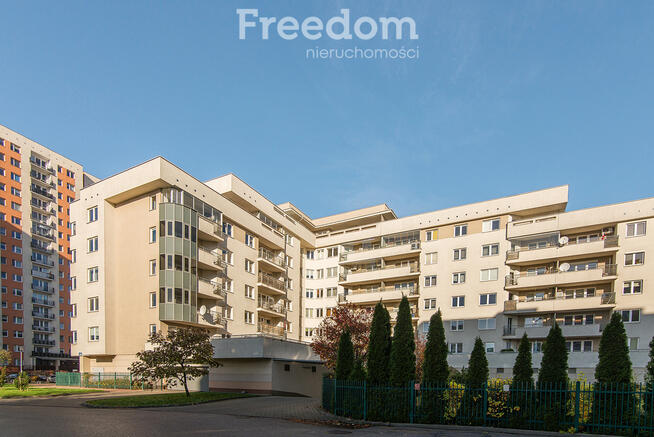 Do wynajęcia jasna kawalerka, Metro Wilanowska