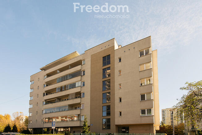 Do wynajęcia jasna kawalerka, Metro Wilanowska