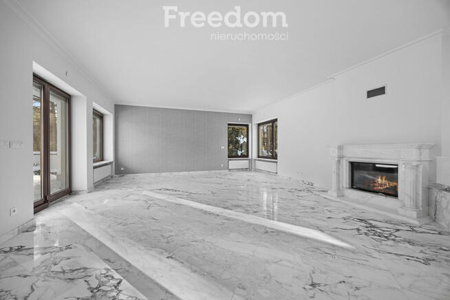 Rezydencja z basenem i SPA – Magdalenka