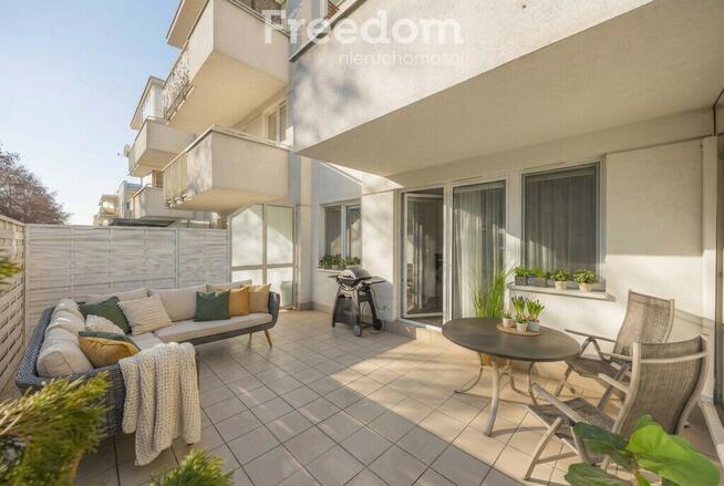 Jasne 3 pokoje z dużym tarasem