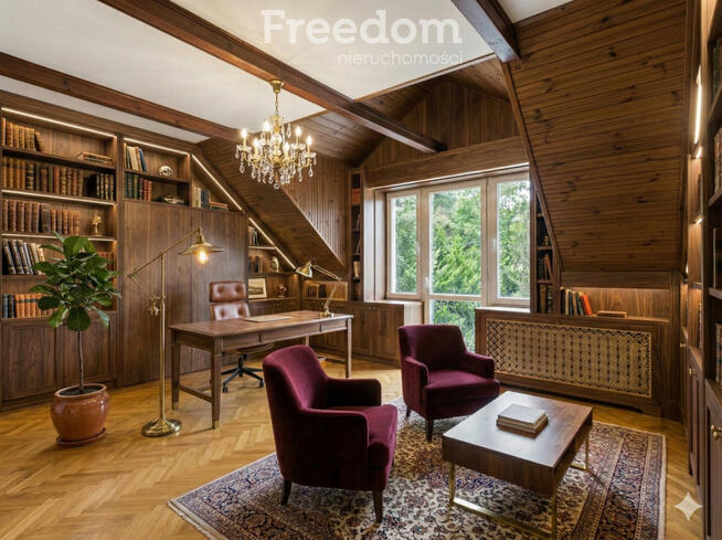 Konstancin-Jeziorna: Dom na 1707 m² działce.