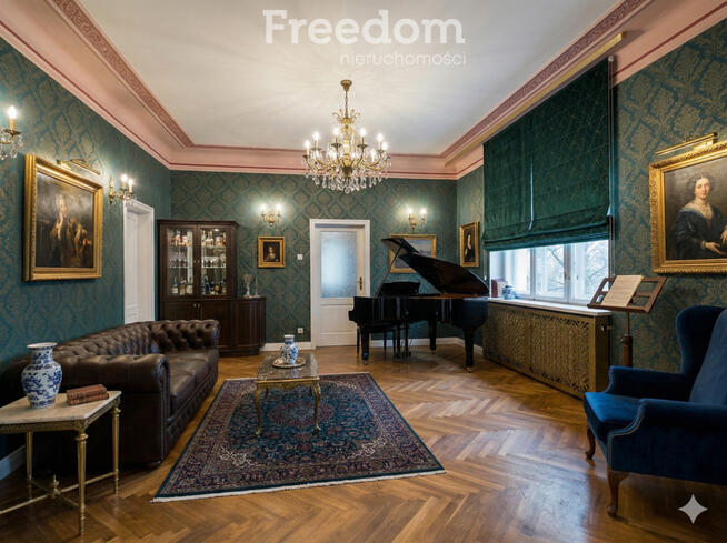 Konstancin-Jeziorna: Dom na 1707 m² działce.