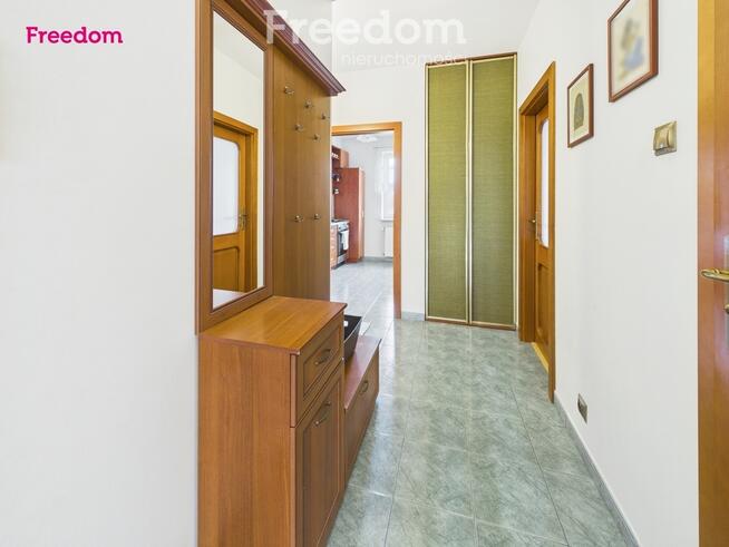 Przestronne 2 pokoje z balkonem – Niepodległości