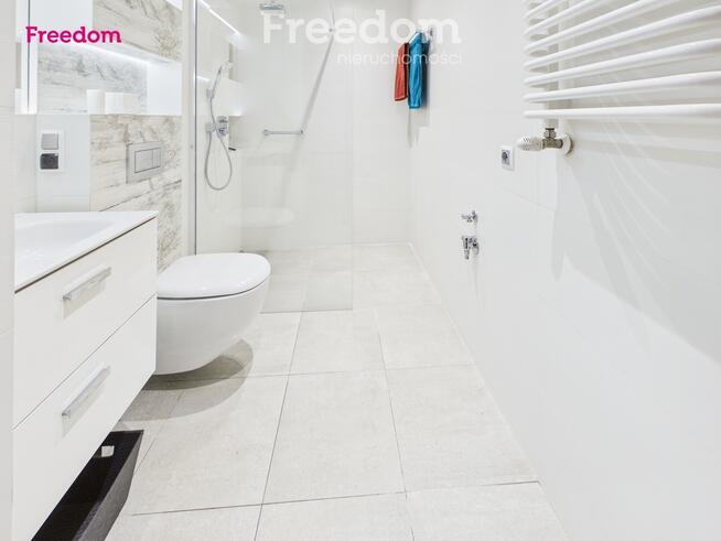 Przestronne 2 pokoje z balkonem – Niepodległości