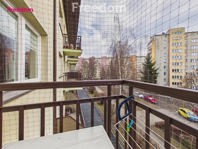 Przestronne 2 pokoje z balkonem – Niepodległości