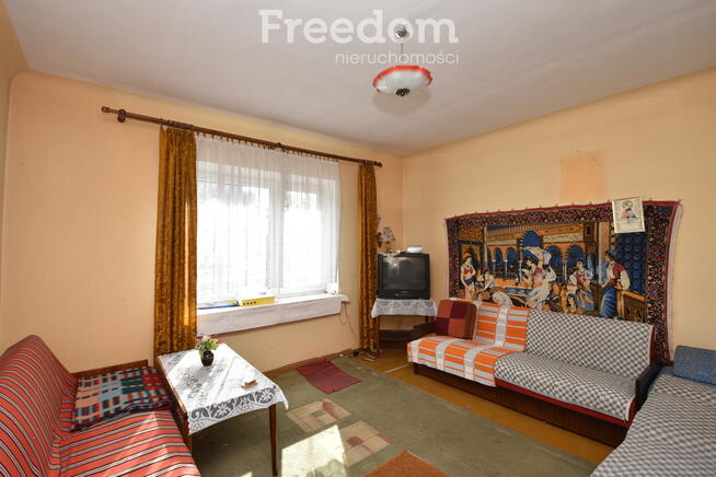 Rodzinny dom na obrzeżach miasta