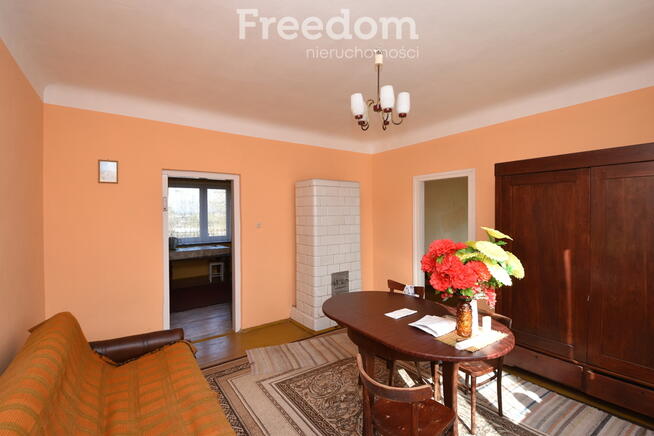 Rodzinny dom na obrzeżach miasta