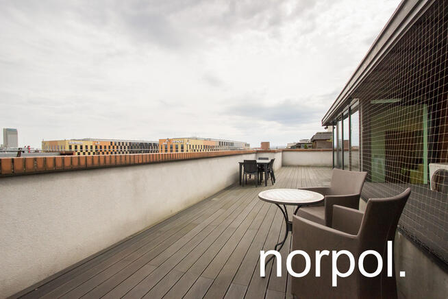 ul. Szlak - Mieszkanie typu pethouse z dużym tarasame