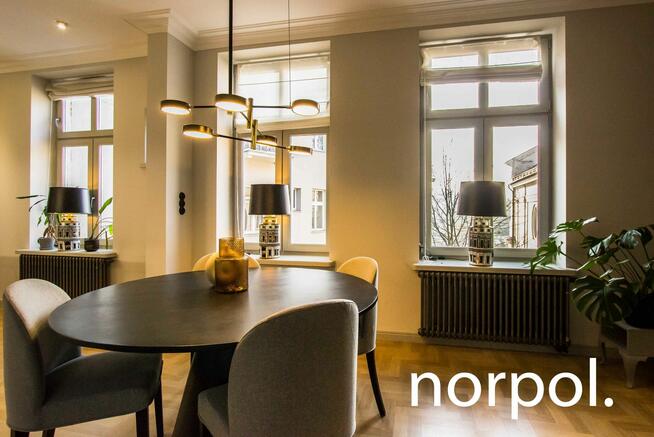 Nowoczesne dwupoziomowe mieszkanie