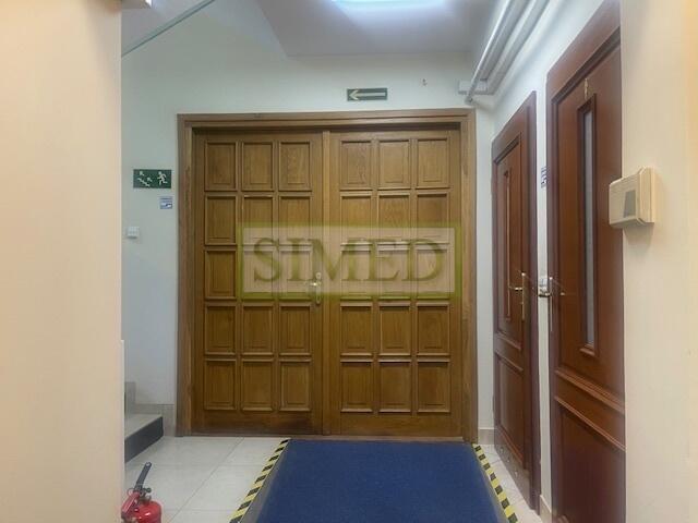 Biurowiec,recepcja,parking ,dostęp24h,ochrona .