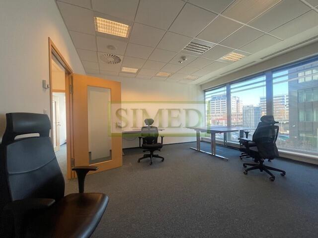 Biuro,usługi,recepcja,24h,parking, wysoki standard