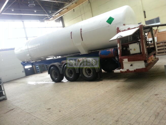 Warsztat pojazdów , wjazd z poziomu O,wysokość 4m