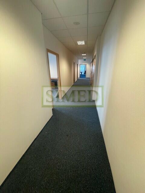 Biuro,usługi,wysoki standard,parking,24h,recepcja