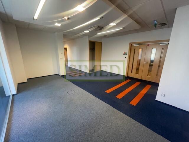 Biuro,usługi,wysoki standard,parking,24h,recepcja