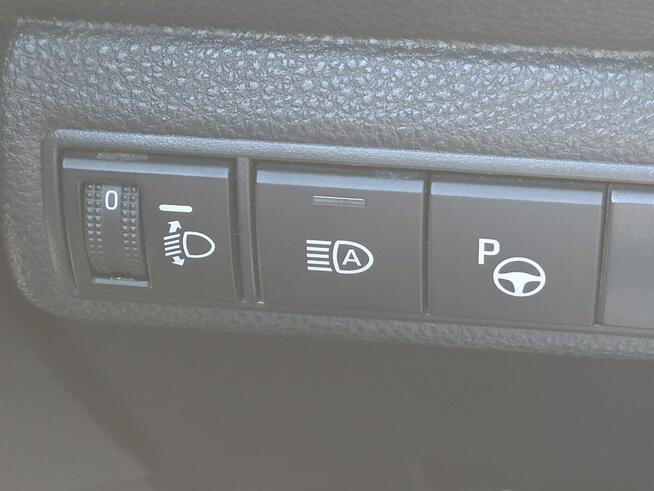 Toyota Corolla 22r + Salon Polska 1.8 HYBRID 1wł z Pakietem TECH Zimowy Bezwypadkow