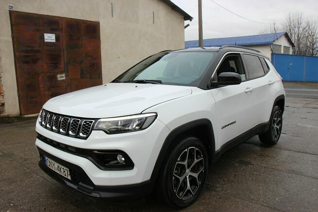 Jeep Compass 2024r. LIMITED 2,0 TURBO 200Km benzyna ALUFELGI 18" 15737KM Nowe