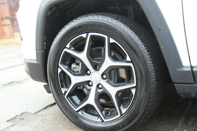 Jeep Compass 2024r. LIMITED 2,0 TURBO 200Km benzyna ALUFELGI 18" 15737KM Nowe