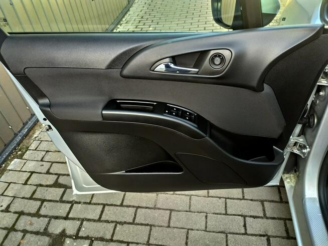 Opel Meriva 1.4 Turbo Benzyna Automat Navi , Panorama , PDC Klimatronik Zarejestr