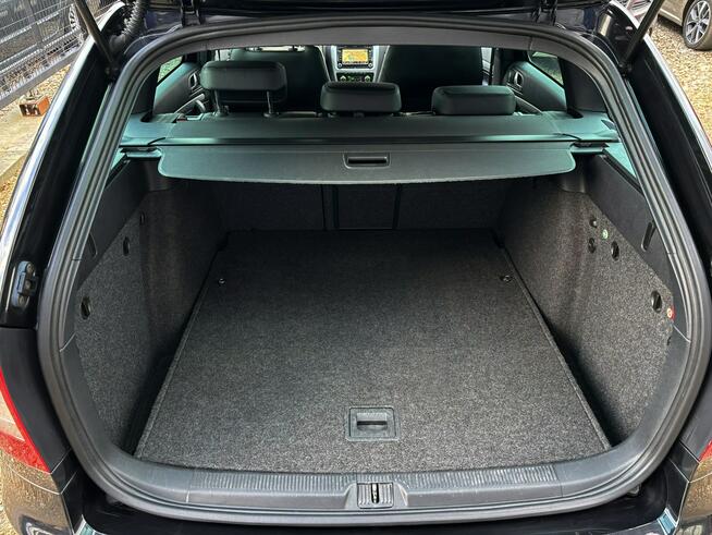 Octavia RS 2.0 TDI 170km SKÓRA xenon DSG navi serwis BEZWYPADEK 2010