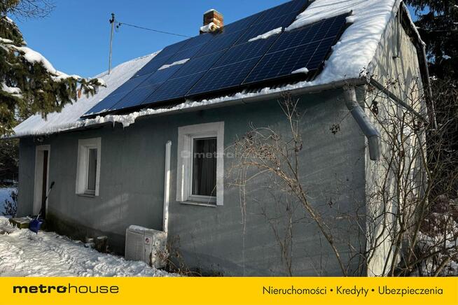 Dom z klimatyzacją i solarem_Niskie rachunki.