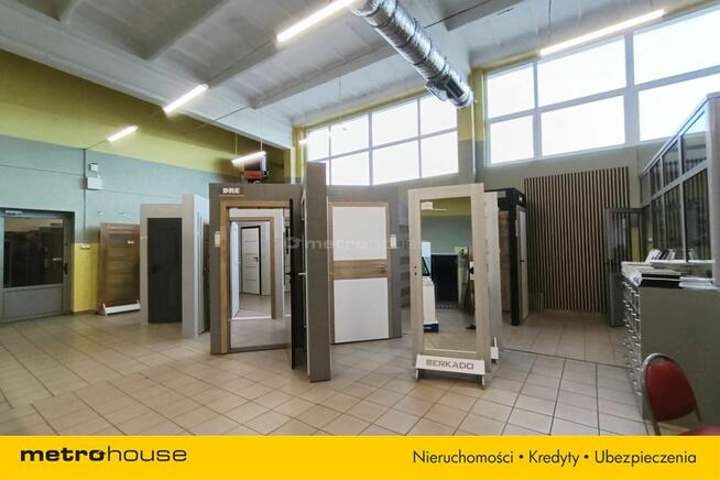 Na sprzedażbudynek handlowo-usługowy w Staszowie