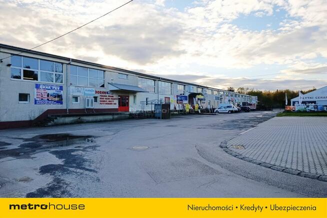 Na sprzedażbudynek handlowo-usługowy w Staszowie