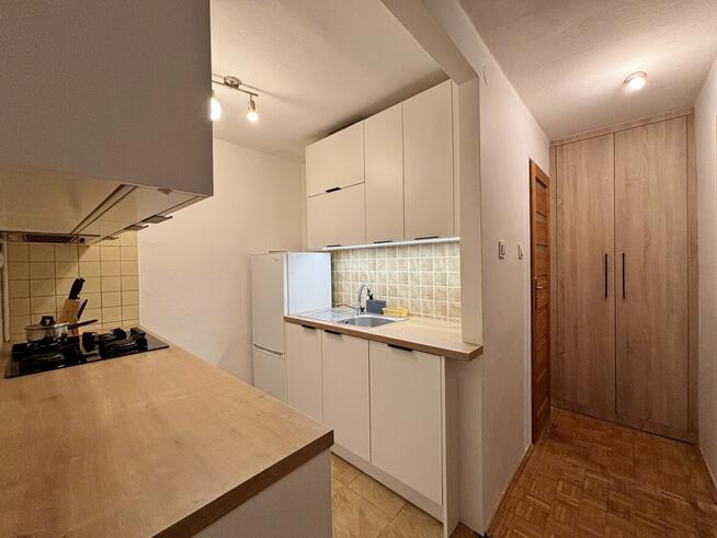 Rozkładowe 2 pok. z balkonem blisko Sky Tower