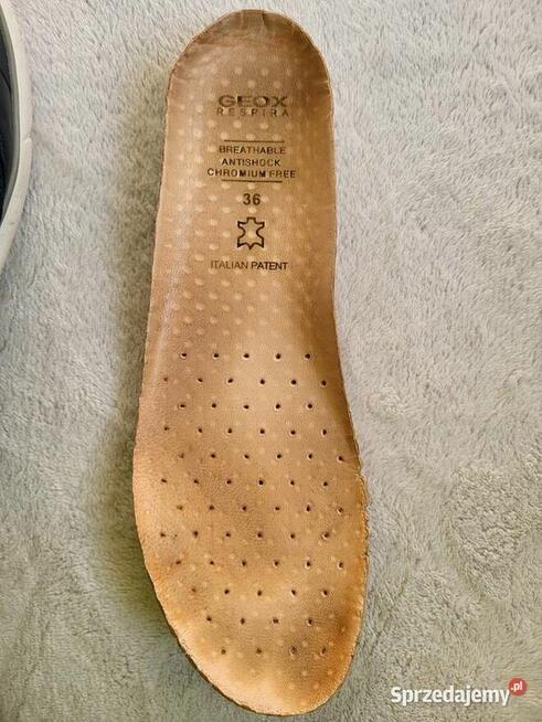 Geox (36) Granatowe. Dł. wkładki 23.5cm. Stan BDB