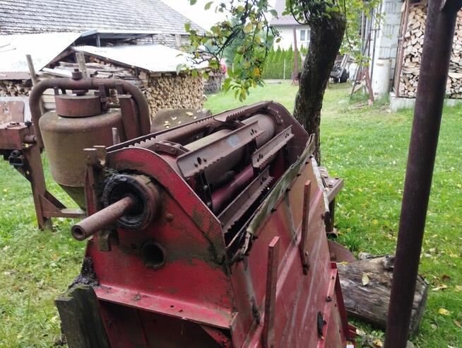 Gardziel kombajnu Massey Ferguson 520