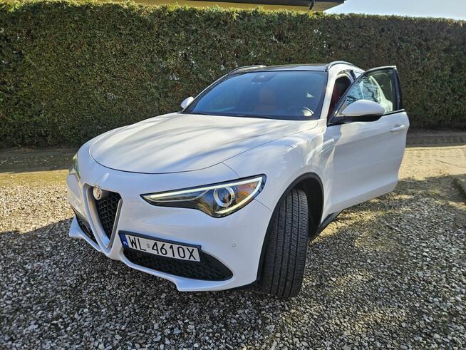 Alfa Romeo Stelvio 2.0 280 KM z 2018 roku bogate wyposażenie