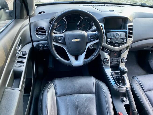 CHEVROLET CRUZE 1.4T 140 KM MAX Wyposażenie Serwis