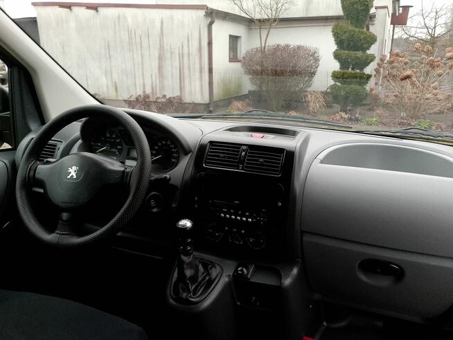Peugeot expert 2.0 HDI 130 Km 2013 rok