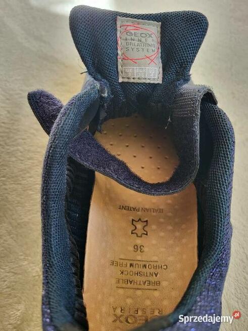 Geox (36) Granatowe. Dł. wkładki 23.5cm. Stan BDB