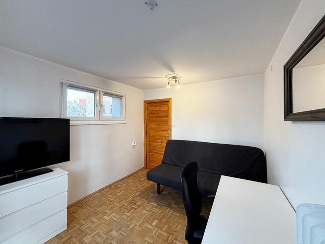 Rozkładowe 2 pok. z balkonem blisko Sky Tower